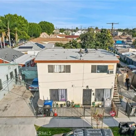 Buy this 5 bed house on 9222 Towne Avenue in Los Angeles, CA 90003