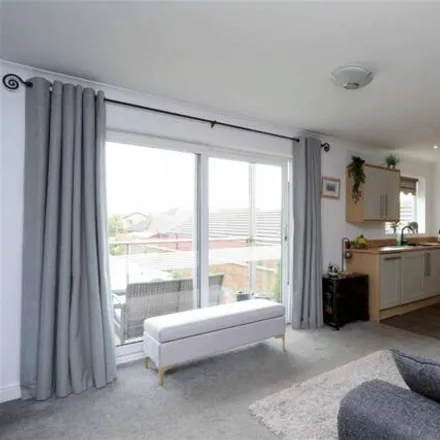 Image 2 - Park Avenue, Sefton, PR9 9LS, United Kingdom - Apartment for sale