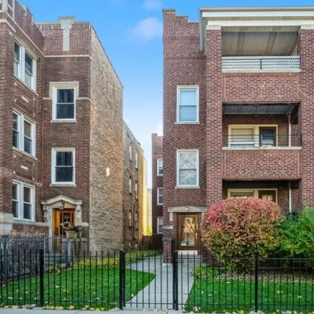 Rent this 2 bed house on 2713-2715 West Giddings Street in Chicago, IL 60625
