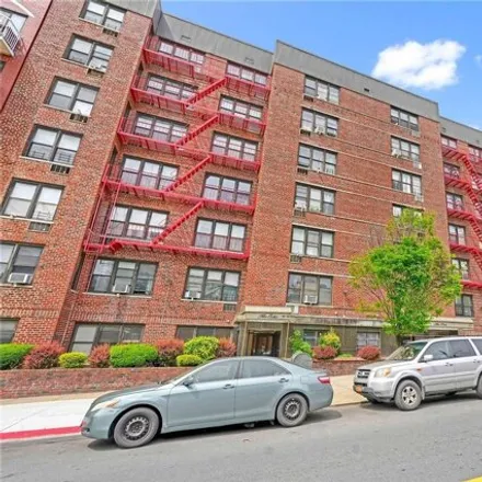Rent this studio apartment on Aftab Park in 87-12 175th Street, New York