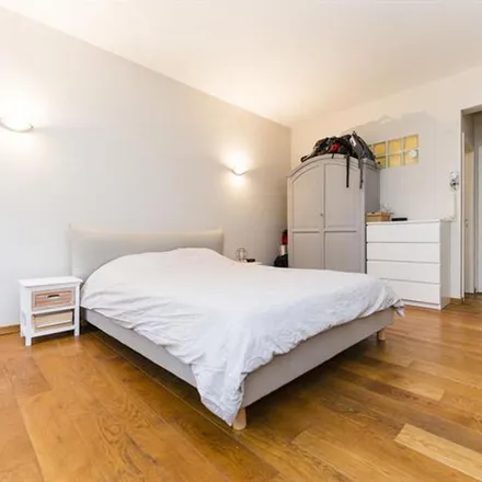 Rent this 1 bed apartment on Rue de la Concorde - Eendrachtstraat 46 in 1050 Ixelles - Elsene, Belgium
