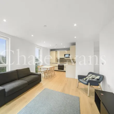 Rent this 1 bed apartment on BT Castle House in Gordon Road, London