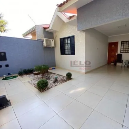Buy this 3 bed house on Rua Orlando Schiavoni in 604, Rua Orlando Schiavoni