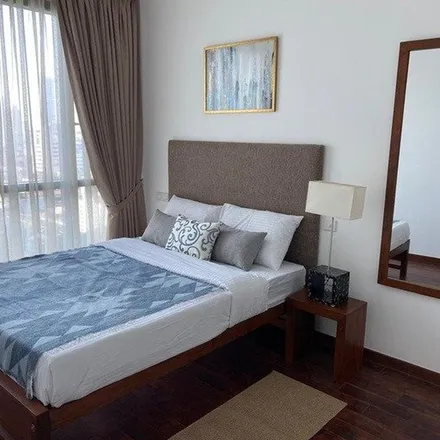 Rent this 2 bed apartment on Cargills Food City in Staple Street, Weekanda