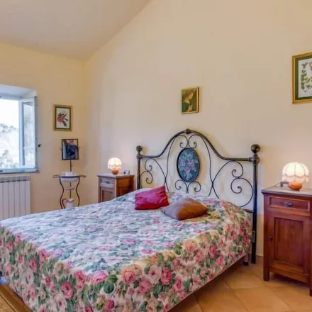 Image 4 - Vinci, Florence, Italy - Apartment for rent