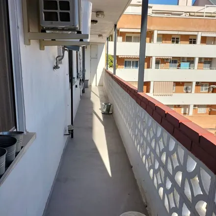 Image 6 - Carrer de l'Arquitecte Alfaro, 50, 46011 Valencia, Spain - Apartment for rent