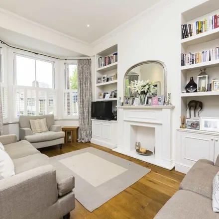 Image 9 - 100 Merton Road, London, SW18 5SS, United Kingdom - Apartment for rent