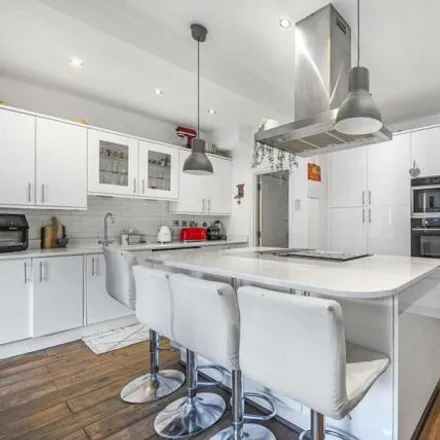 Image 3 - Strathyre Avenue, London, SW16 4RG, United Kingdom - Townhouse for sale