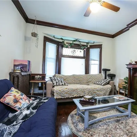 Image 3 - 166 Rosedale Street, City of Rochester, NY 14620, USA - Apartment for sale