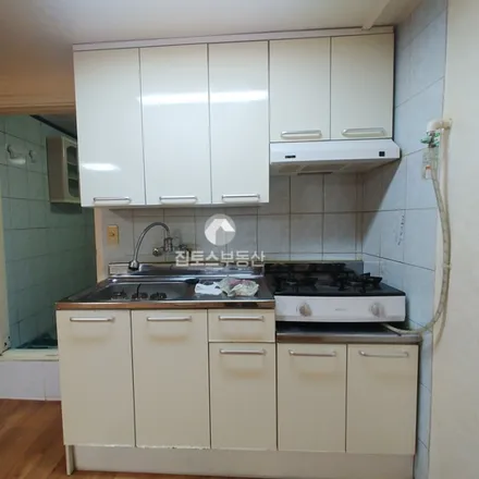Image 6 - 서울특별시 서초구 반포동 728-5 - Apartment for rent