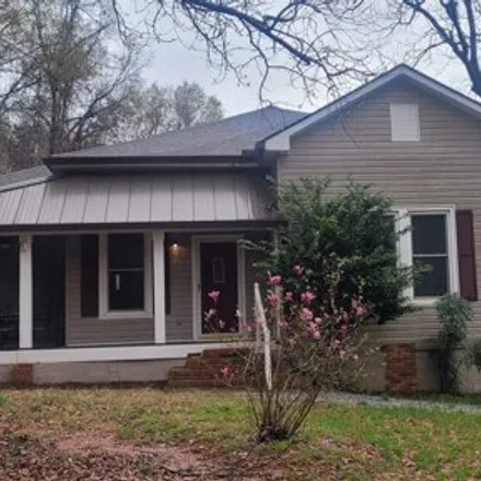 Buy this 3 bed house on 16340 Barnesville Street in Zebulon, Pike County