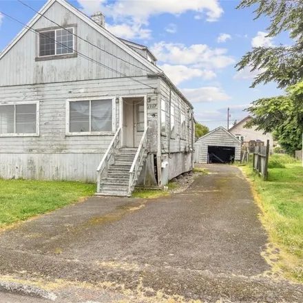 Buy this studio house on 1837 West 2nd Street in Aberdeen, WA 98520