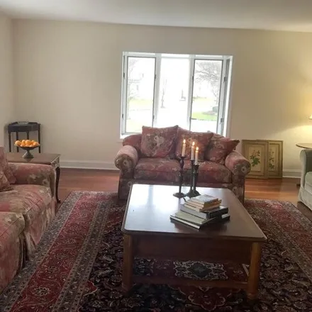 Image 4 - 2 Hanover Court, West Windsor, NJ 08540, USA - Townhouse for sale