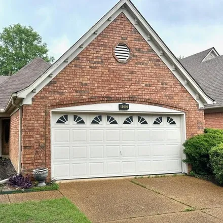 Buy this 3 bed house on 4060 Muirfield Drive in Memphis, TN 38125