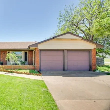 Buy this 3 bed house on 181 Timberwood in North Enid, Garfield County