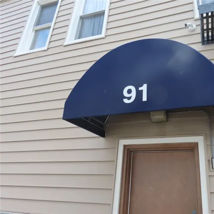Rent this 1 bed apartment on 79 Deer Park Avenue in Village of Babylon, NY 11702