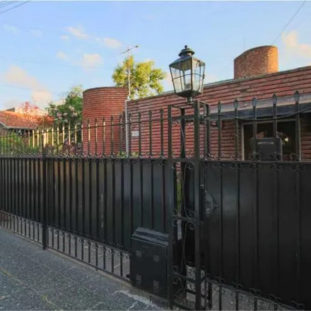 Buy this 4 bed house on Joaquín V. González 1477 in Partido de San Isidro, B1607 DCW Villa Adelina
