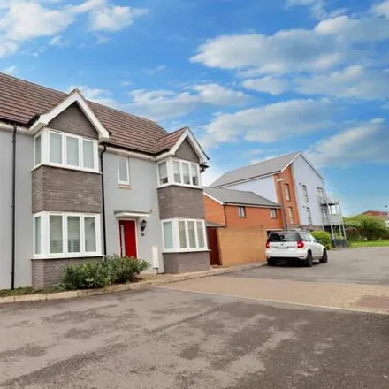 Buy this 3 bed house on 16 Green Sands Road in Bristol, BS34 5FZ