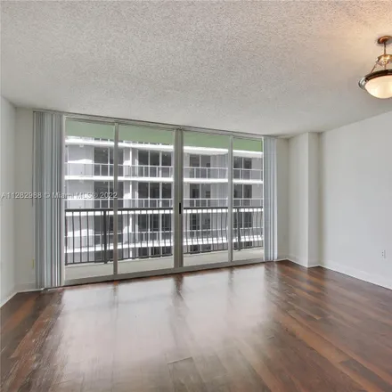 Image 6 - 1756 North Bayshore Drive, Miami, FL 33132, USA - Condo for rent