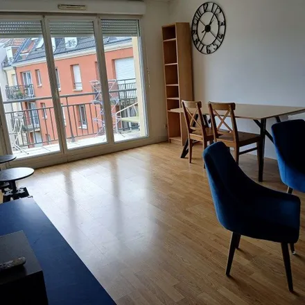 Image 2 - 8 Rue des Myosotis, 59037 Lille, France - Apartment for rent