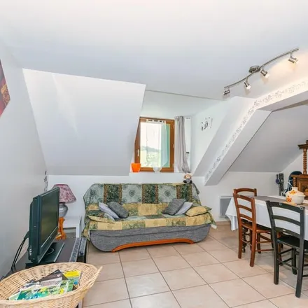 Rent this 3 bed house on 48500 Arrondissement de Florac