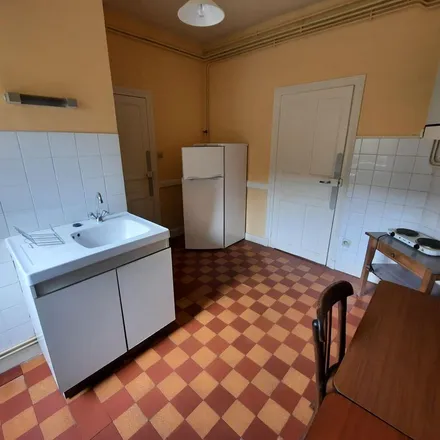 Rent this 2 bed apartment on 32 Rue du Maréchal Leclerc in 71200 Le Creusot, France