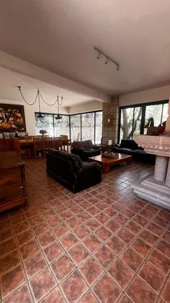 Buy this studio house on Calle Paseo de Jurica in Delegación Félix Osores, 76100 Querétaro