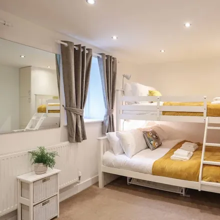 Rent this 1 bed duplex on Llandygai in LL57 4PD, United Kingdom