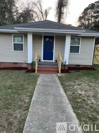 Rent this 3 bed house on 404 Trinity Drive