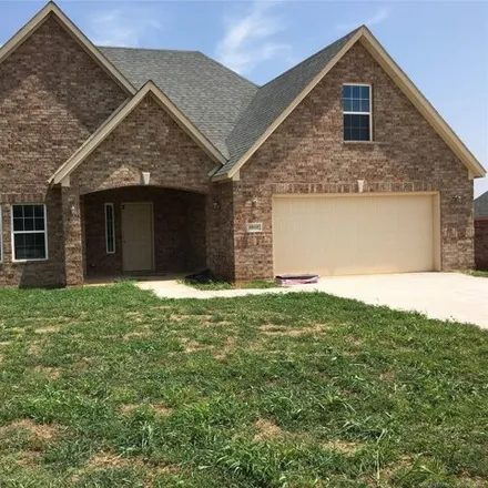Buy this 3 bed house on 1810 West Commerce Road in Clinton, OK 73601