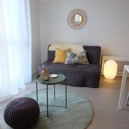 Rent this 1 bed apartment on 11 Place de l'Église in 33140 Cadaujac, France