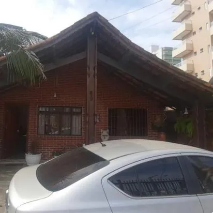 Buy this 2 bed house on Rua Reinaldo Marsilli in Ocian, Praia Grande - SP