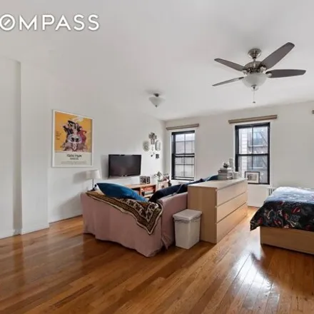 Image 7 - 251 Grand Street, New York, NY 11211, USA - Townhouse for rent