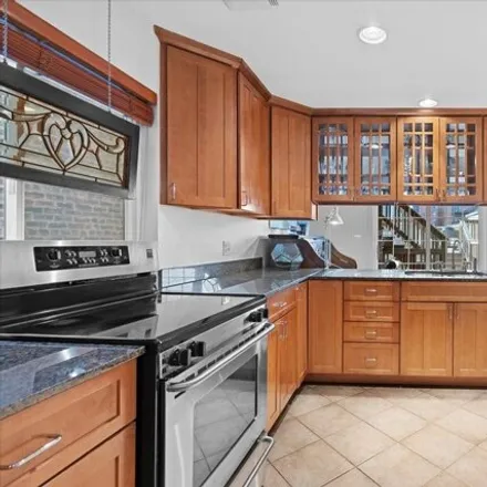 Image 7 - 1519 West Chestnut Street, Chicago, IL 60622, USA - House for sale