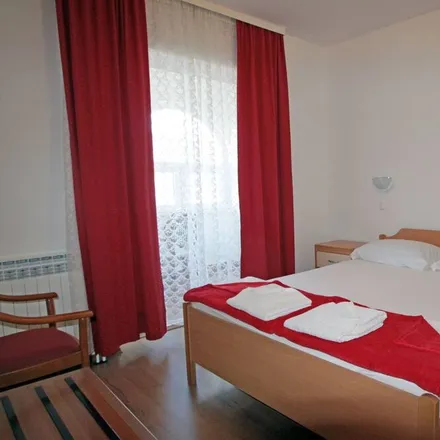 Rent this 2 bed apartment on 23242 Općina Posedarje