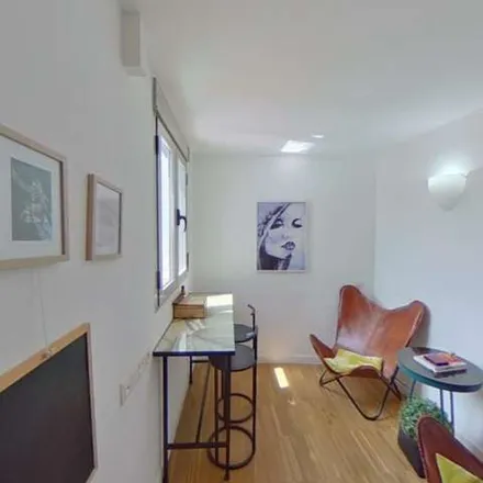 Rent this 1 bed apartment on Madrid in Calle de San Bernardo, 60