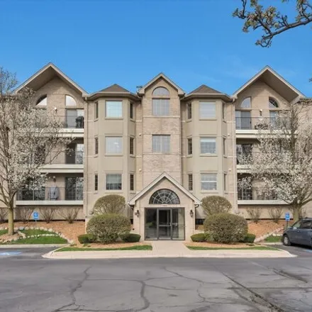 Buy this 2 bed condo on 11828 Windemere Court in Orland Park, Orland Township