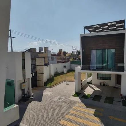 Buy this 4 bed house on Calle Francisco I. Madero 209 in 52105, MEX