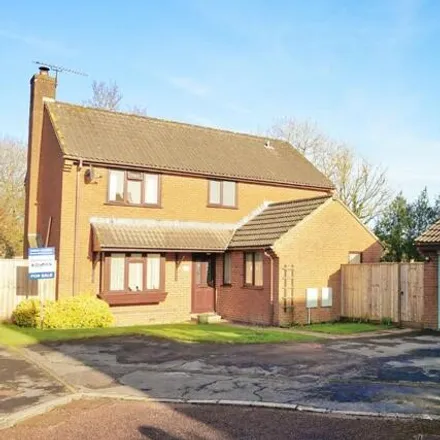 Buy this 4 bed house on Webbers Way in Willand, EX15 2SW