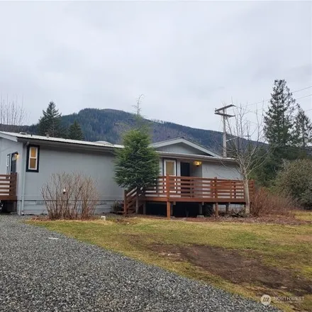 Buy this studio apartment on Little Big Horn Road in Whatcom County, WA 98266