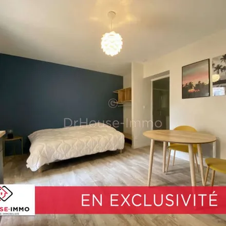 Rent this 1 bed apartment on 9 Place du Docteur Pierre Esquirol in 47000 Agen, France