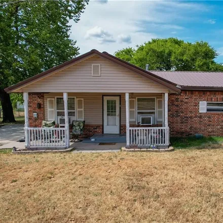 Buy this 3 bed house on 599 E Street in Seminole, OK 74868