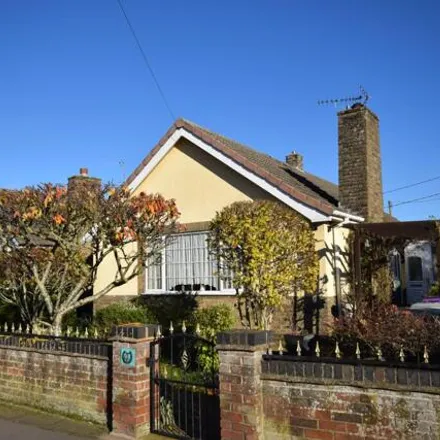 Buy this 2 bed house on 27 Beacon Way in The Willows, Beacon Way
