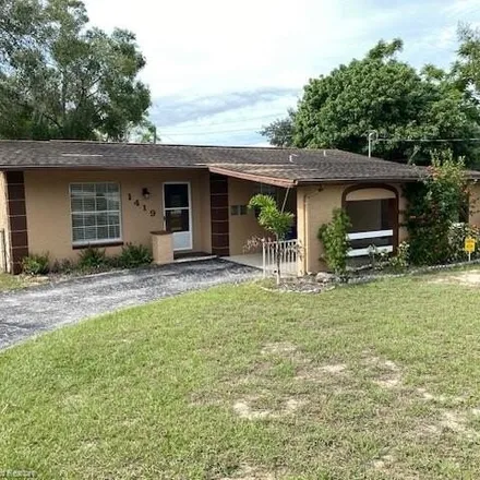 Buy this 2 bed house on 1419 North O-Mul-La-Oee Drive in Sebring, FL 33870
