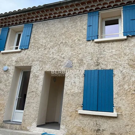 Rent this 3 bed apartment on 2658 A Chemin des Jonquiers in 84210 Pernes-les-Fontaines, France
