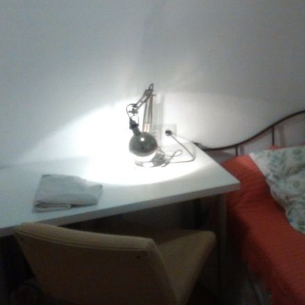 Rent this 4 bed room on Calle Ramírez de Madrid in 9, 29013 Málaga