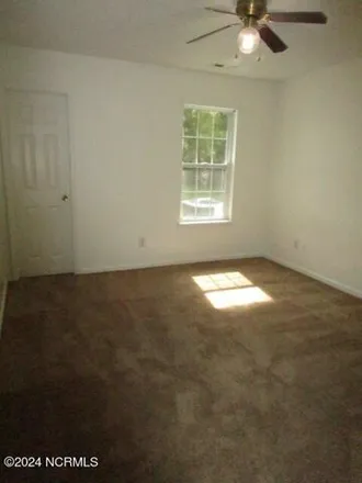 Image 5 - 298 Live Oak Court, Piney Green, NC 28544, USA - Apartment for rent