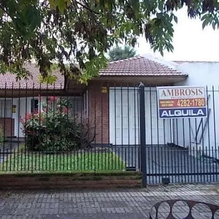Rent this 2 bed house on Fray Luis Beltrán 668 in Partido de Lomas de Zamora, Lomas de Zamora