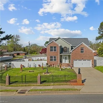 Image 1 - 1101 Aberdeen Road, Aberdeen Gardens, Hampton, VA 23666, USA - House for sale