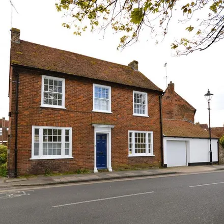 Image 1 - 1, 2, 3 Little London, Chichester, PO19 1PB, United Kingdom - House for rent